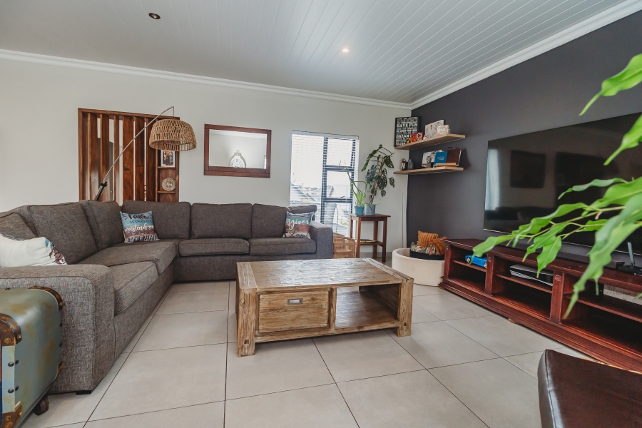 3 Bedroom Property for Sale in Blue Mountain Village Western Cape